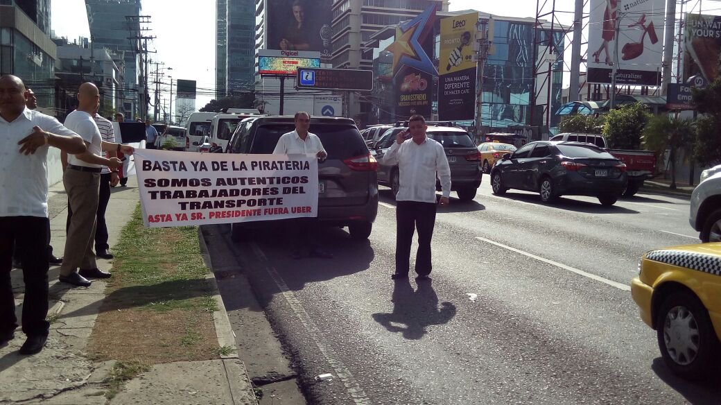 Protesta contra Uber en Panamá